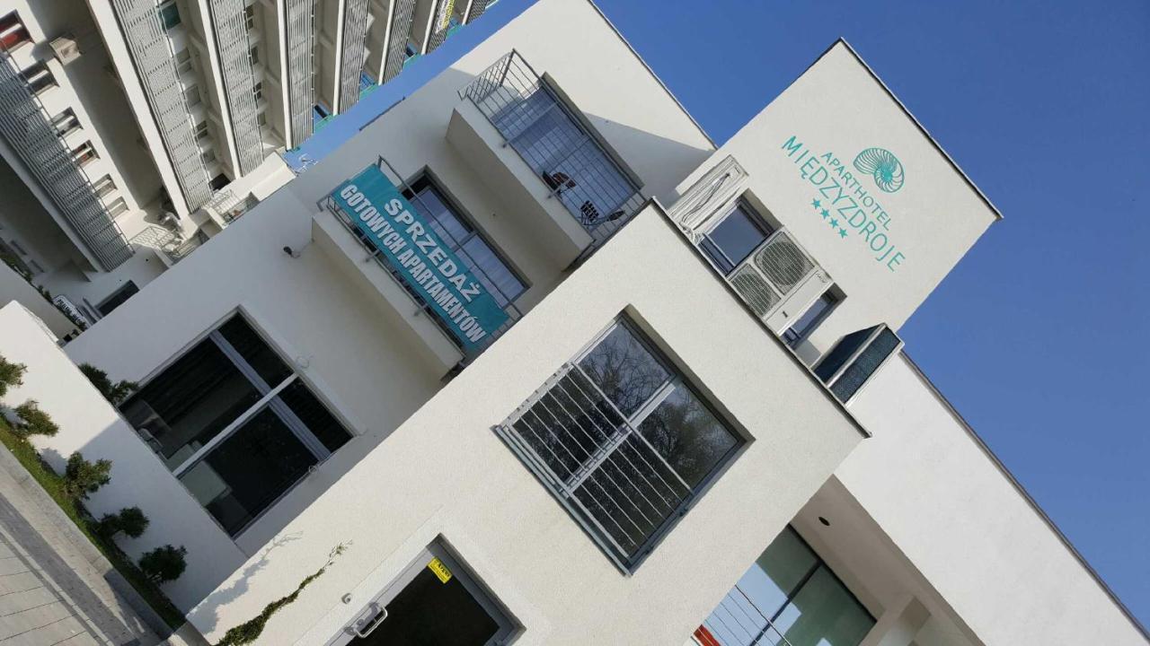 Aparthotel Przy Plazy Miedzyzdroje Εξωτερικό φωτογραφία