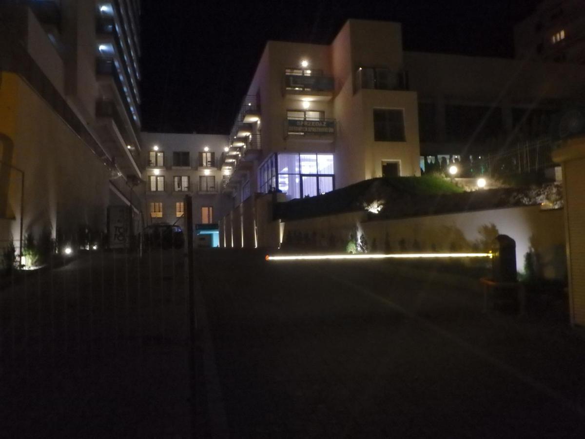 Aparthotel Przy Plazy Miedzyzdroje Εξωτερικό φωτογραφία